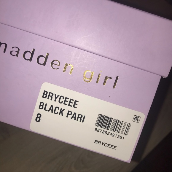 Gorgeous black slip ons ! - Picture 7 of 7